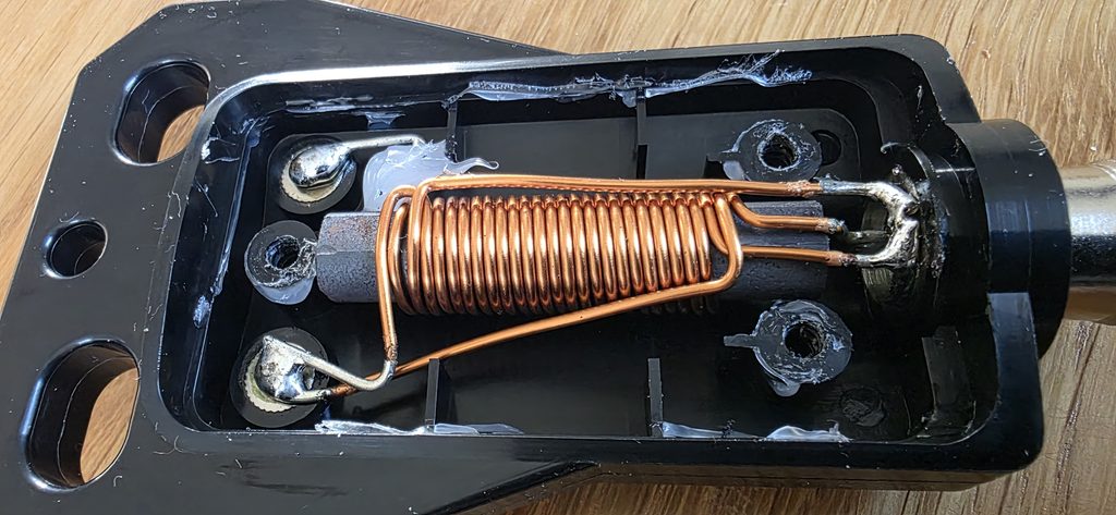 BALUN BU50A Diamond open, inside view